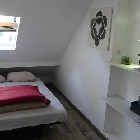 Immaculate 4-bed Studio 15' Disney
